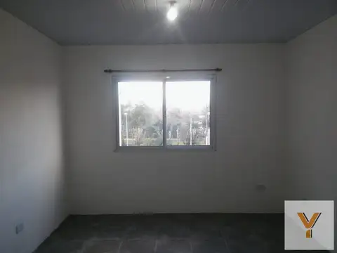 Casa en Venta con 4 cocheras