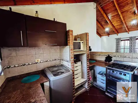 Casa en Venta con 4 cocheras