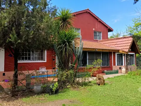 VENTA CASA 5 AMBIENTES EN PONTEVEDRA
