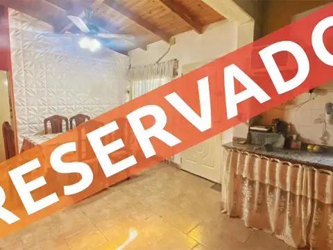 VENTA PH TIPO CASA VALENTIN ALSINA 4 AMBIENTES PATIO TERRAZA