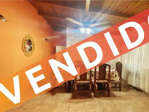 VENTA PH TIPO CASA VALENTIN ALSINA 4 AMBIENTES PATIO TERRAZA
