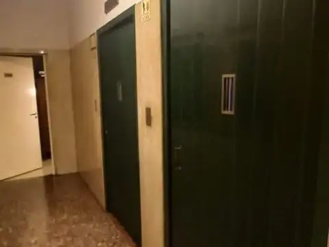 Piedras 100, Piso 2