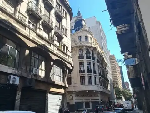 VENTA ? OFICINA PROFESIONAL EN EL CORAZÓN DEL MICROCENTRO