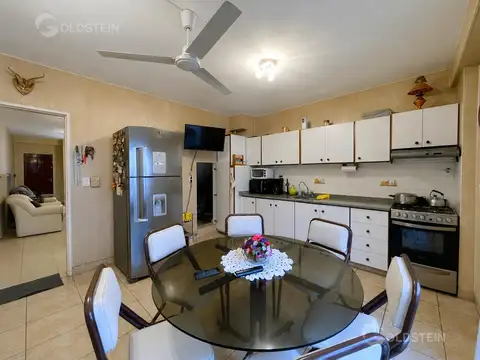 Depto Tipo Casa 4 ambientes con 2 baños