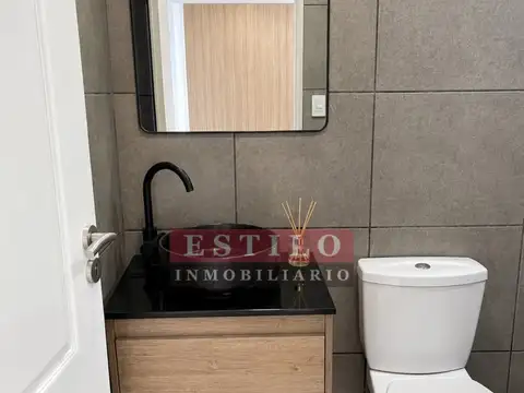 Depto Tipo Casa en Venta con 1 cocheras