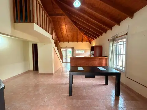Casa 4 ambientes con 1 baño