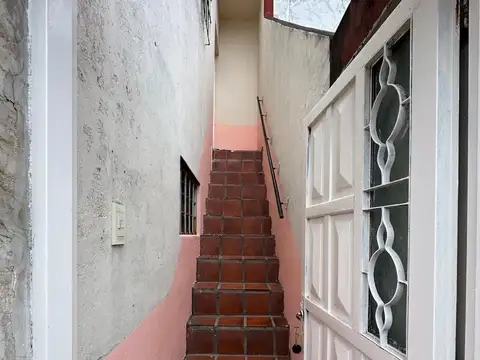 Depto Tipo Casa en Venta en Sarmiento, USD 60.000