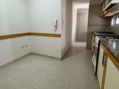 Departamento 4 ambientes con 2 baños