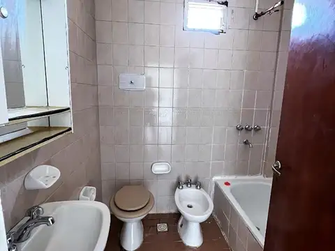 Departamento 3 ambientes con 1 baño