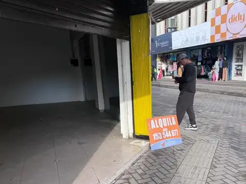 Local en Alquiler 50 años