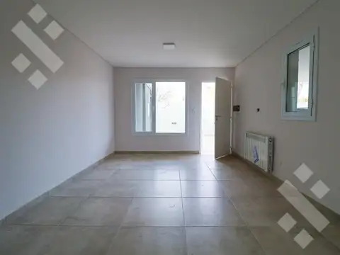 Venta Duplex 3 dorm a estrenar Bº Villa Farrel