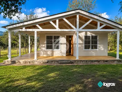 CASA EN VENTA - ALQUILER - LA CALDERA 