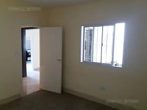 Depto Tipo Casa en Alquiler de 2 dormitorios