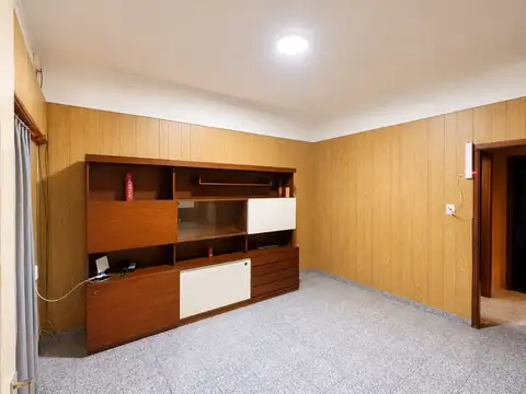 Casa en Alquiler con 1 cochera