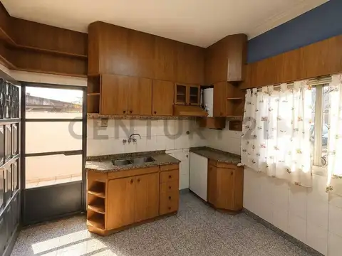 Casa en Alquiler en San Antonio de Padua, $ 750.000