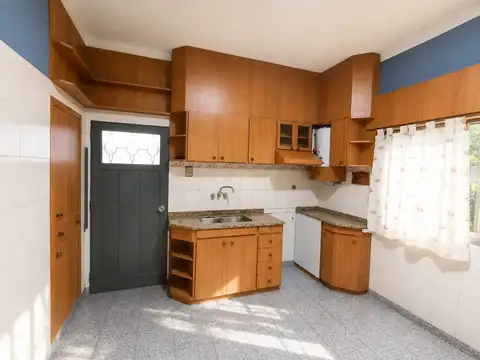 Casa en Alquiler en San Antonio de Padua, $ 750.000