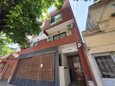 Depto Tipo Casa en Venta de 1 dormitorio