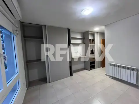 Depto Tipo Casa en Alquiler de 3 ambientes