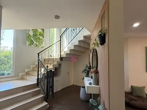 Casa en Venta de 5 dormitorios