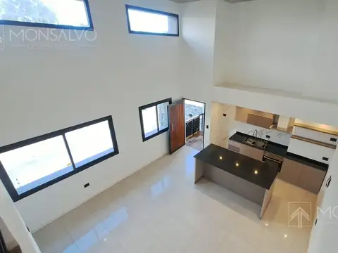 Depto Tipo Casa en Venta con 2 cocheras