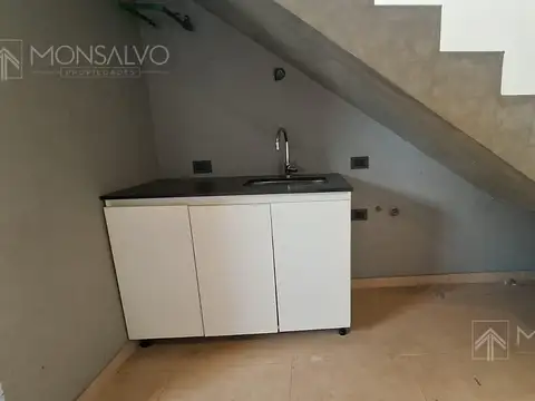 Depto Tipo Casa 3 ambientes con 2 baños