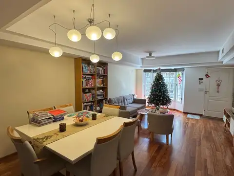 Depto Tipo Casa en Venta de 5 ambientes