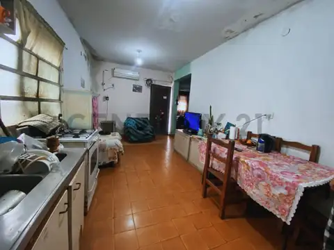 Casa 3 ambientes con 1 baño