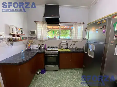Casa 4 ambientes con 1 baño
