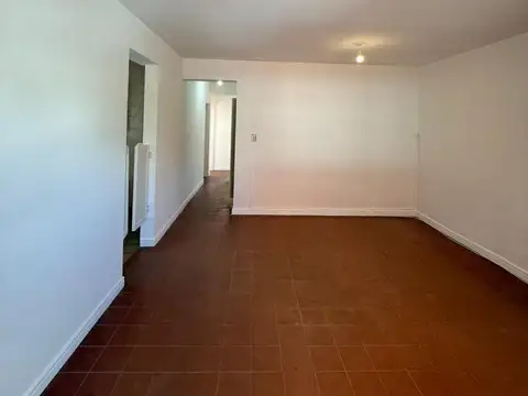 Departamento 5 ambientes con 1 baño