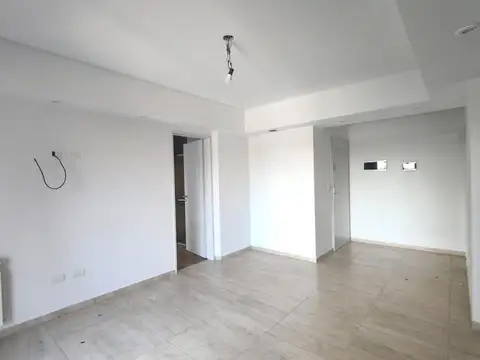 Departamento en Alquiler en Villa Santos Tesei, $ 700.000