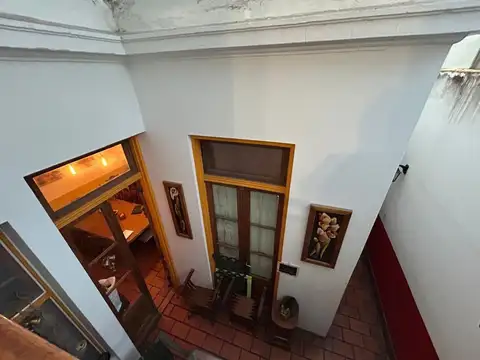 Depto Tipo Casa 5 ambientes con 2 baños