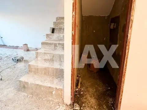 Depto Tipo Casa 3 ambientes con 2 baños