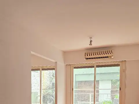 Esmeralda 1000, Piso 3