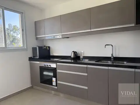 Casa en Venta en Garin, USD 154.900