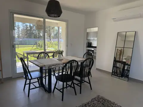 Casa tipo duplex con jardín Decs Tortugas