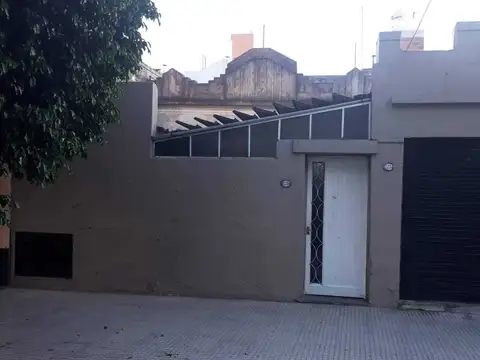 Casa 3 ambientes terreno 130 m2 a reciclar en Venta en Villa Devoto, Capital Federal, Buenos Aires
