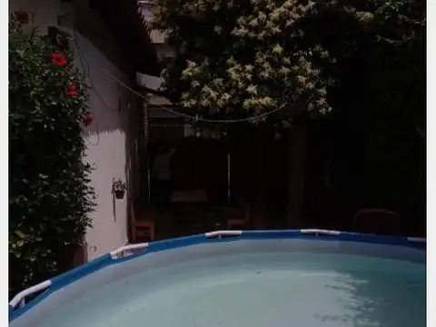 CHALET 4 AMBIENTES EN VILLA SARMIENTO