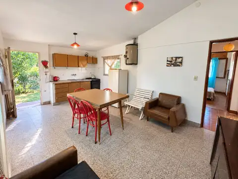 CASA 3 AMBIENTES  4 cuadras del Mar