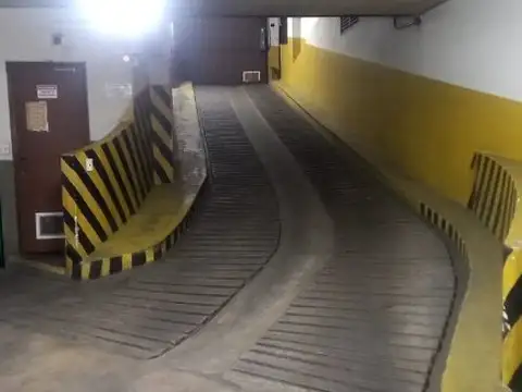 Avenida Caseros 700, Piso PB