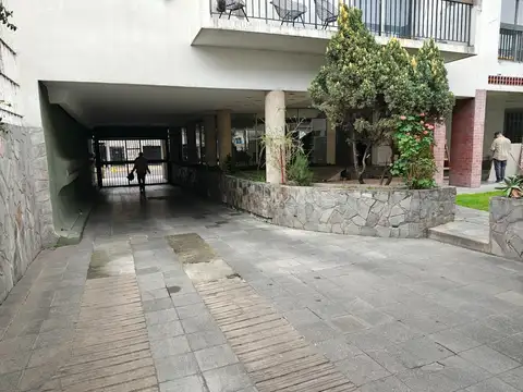 Cochera cubierta en Venta Portela 349 Lomas de Zamora