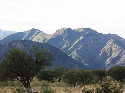 Nogolí, San Luis, Cabaña Alpina, Terreno de 2490 m²