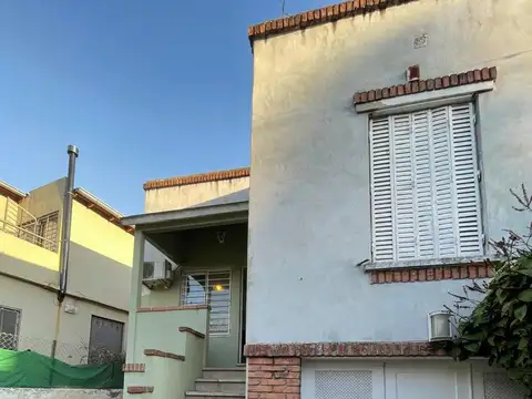 Avellaneda  al 240
