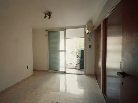 SE ALQUILA DEPTO 1 DORMI BARRIO CANDIOTI