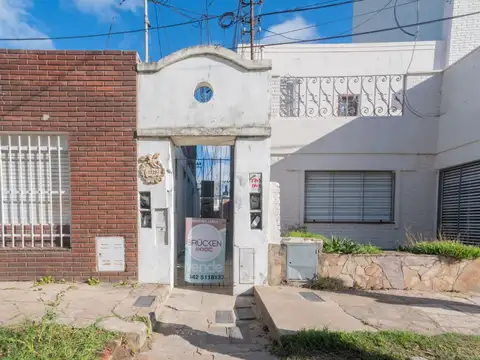 Casa - Venta - Argentina, Santa Fe - Av. Gral. Paz 7741