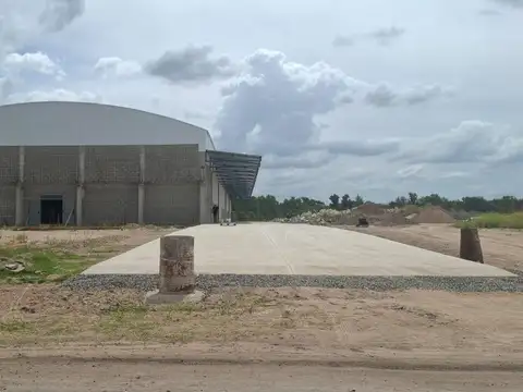 Nave Industrial de 7.500 m2 cubiertos - Lujan