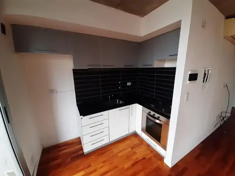 VENTA DEPARTAMENTO 1 DORMITORIO CON COCHERA PICHINCHA