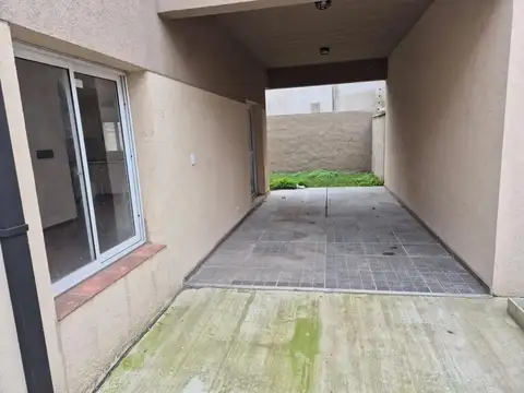 Depto Tipo Casa en Venta de 3 ambientes