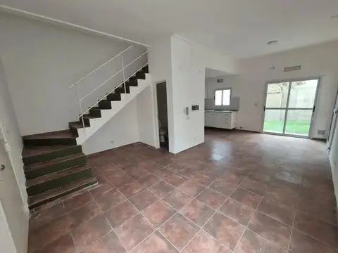 Depto Tipo Casa en Venta de 2 dormitorios