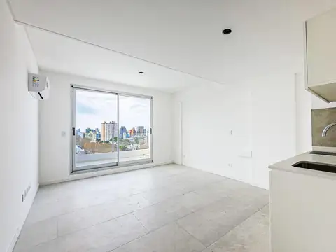 Venta Monoambiente Al Frente con balcón. Edificio Full Amenities