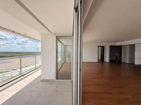 Departamento en Venta con 2 cocheras